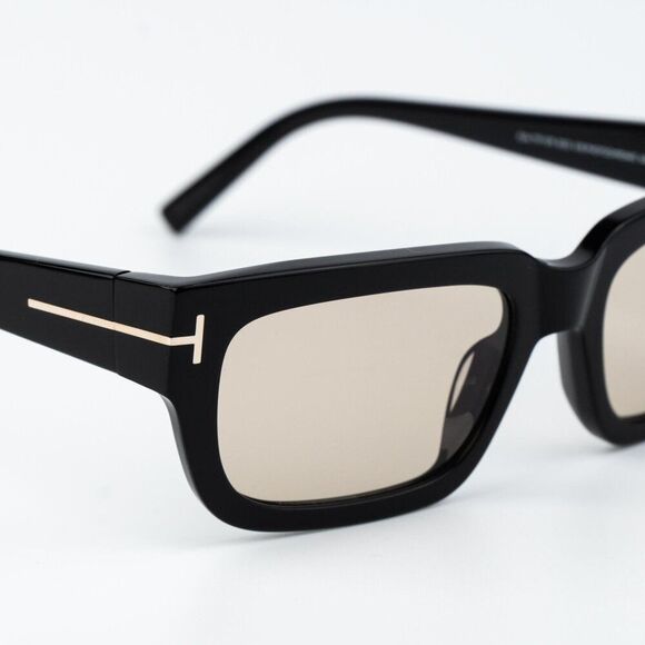 Tom Ford EZRA Women Sunglasses Black Brown Photochromic Rectangle FT1075 01E main image 12